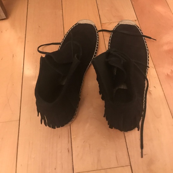 Saint Laurent high-top fringe espadrilles - Picture 2 of 4
