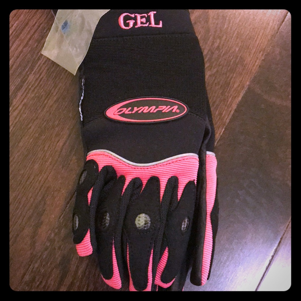 Ladies riding gloves