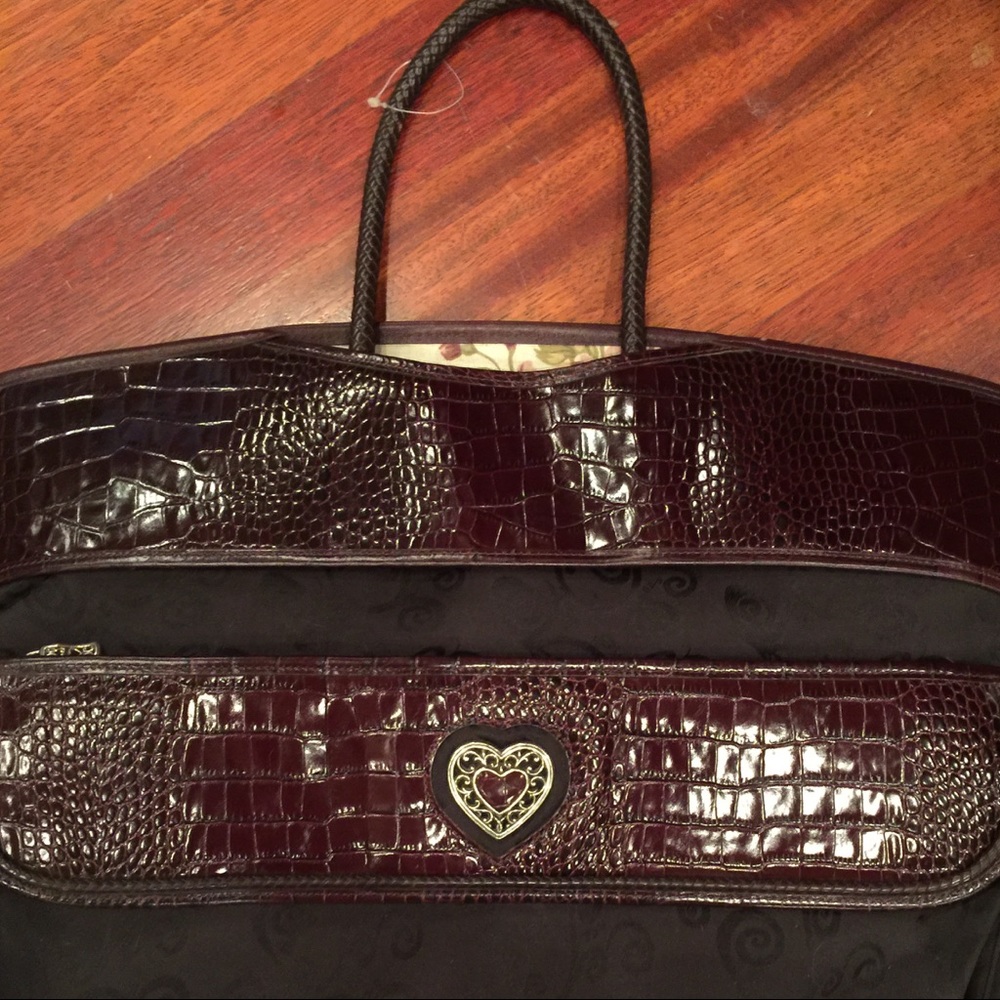 Reduced-well below market-NEW BRIGHTON GARMENT BAG