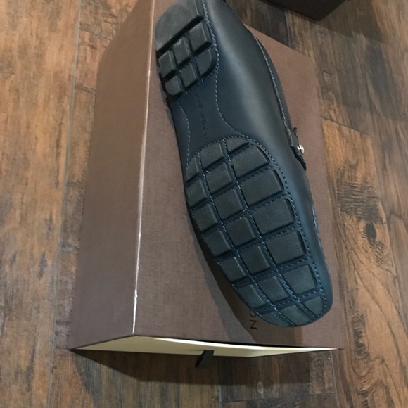 Used but in great condition louis vuitton main image 2