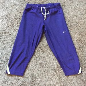 Nike DRI-FIT Capri's