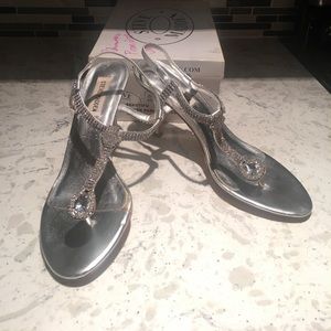 Steve Madden Silver Rhinestone Dress Shoes