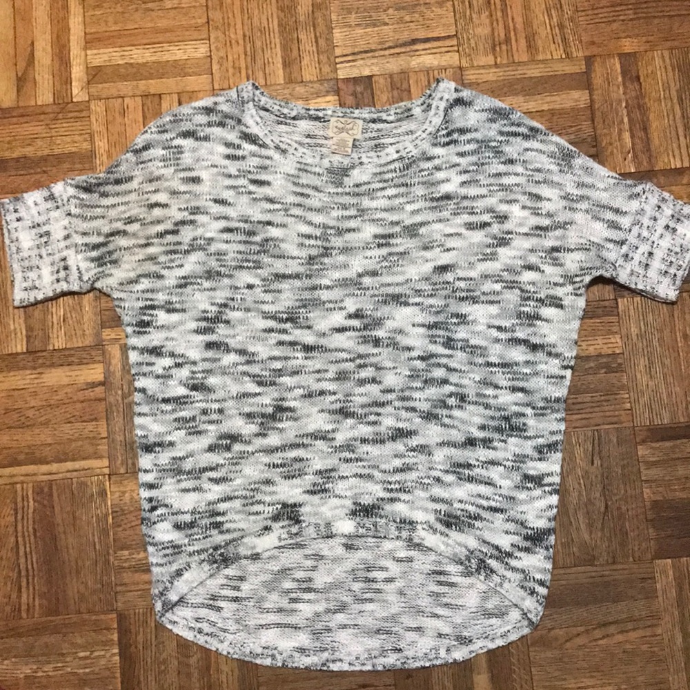Eyelash Women’s Hi Lo Knit Sweater Size S