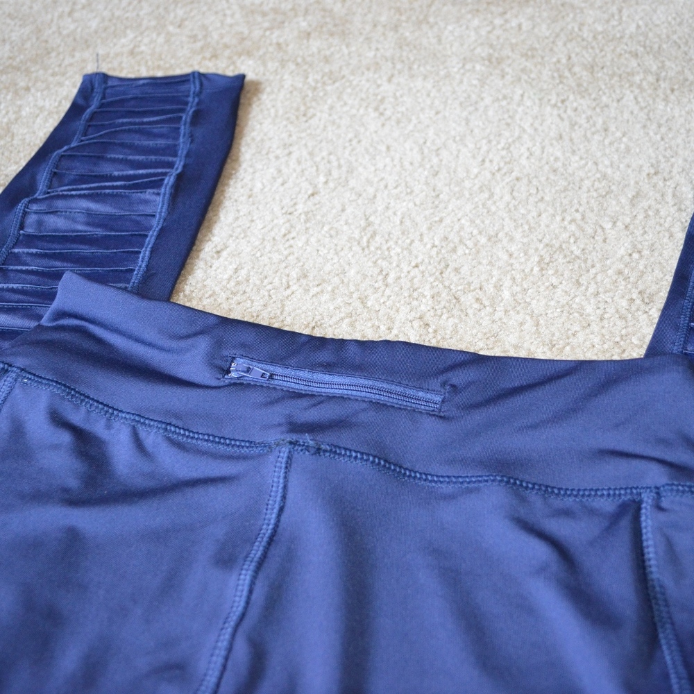 ELECTRIC YOGA Moto Yoga Pants - Picture 7 of 8