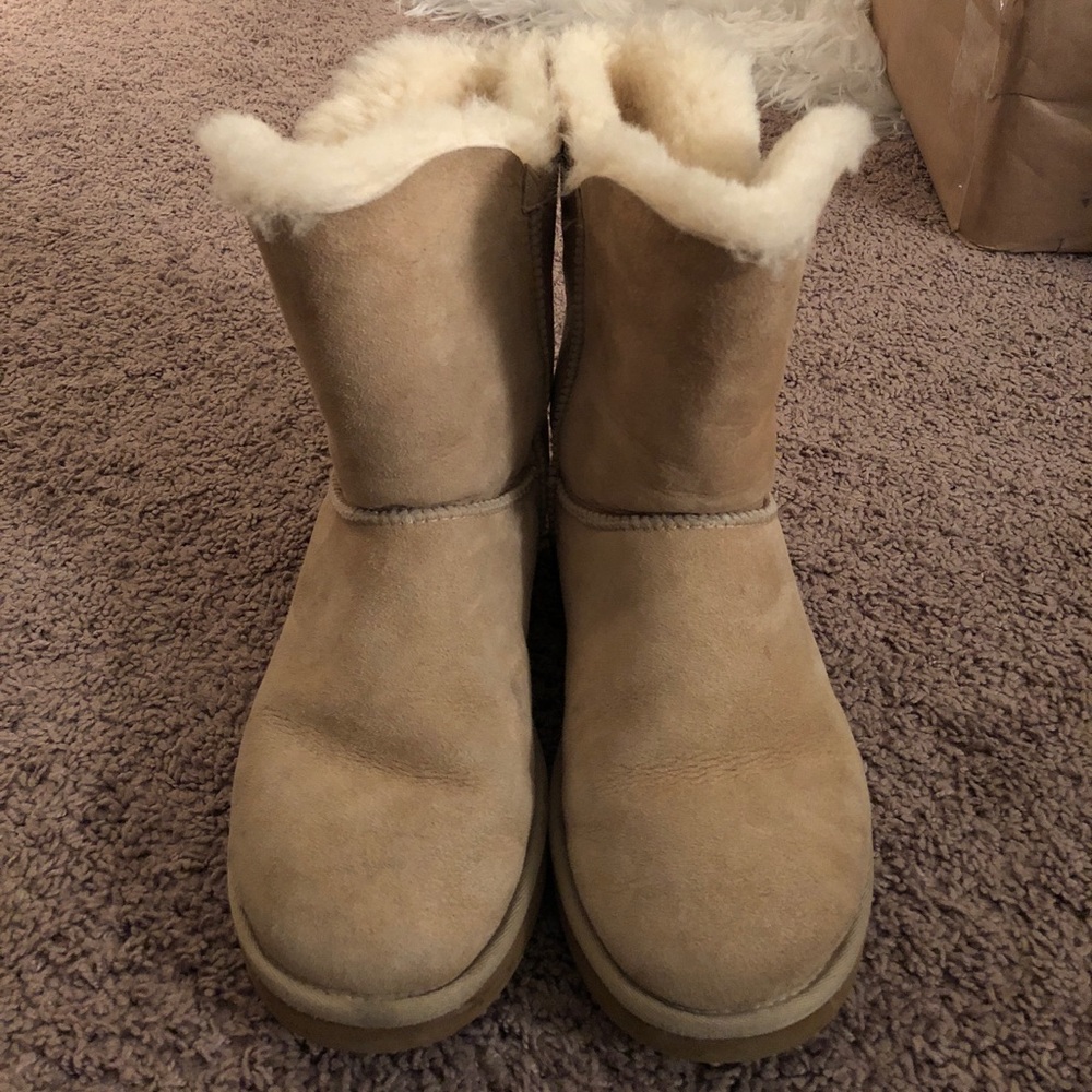 Bailey Button Ugg - image 3