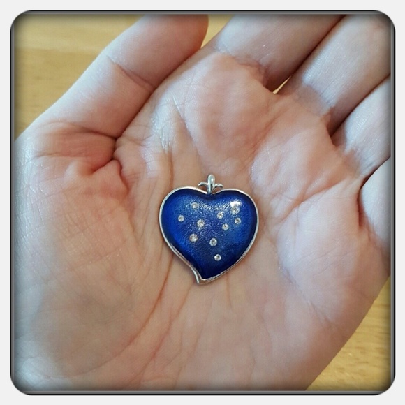 NWOT Stars Of Heaven Heart Pendant - Picture 4 of 7