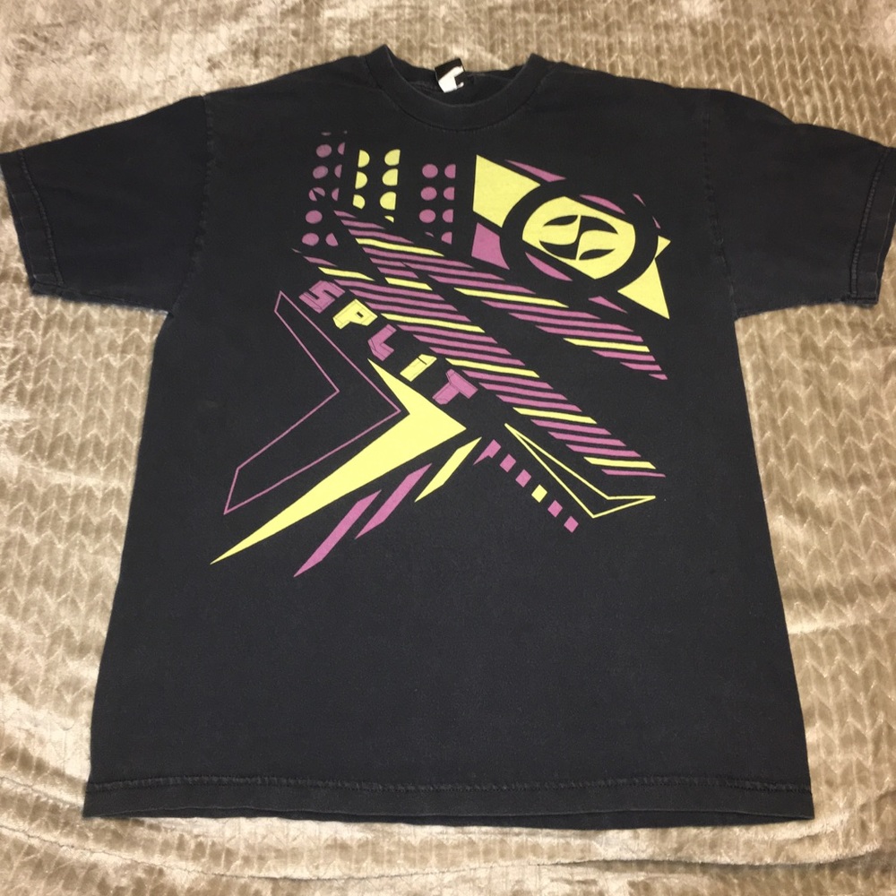 Men's Split Graphic Tee