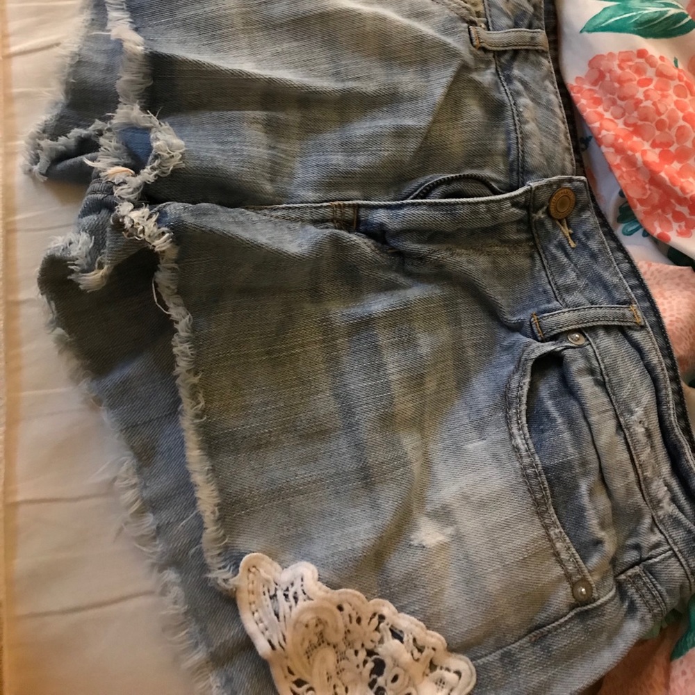 AE shorts