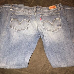 Levi light washed 524 bootcut Jeans