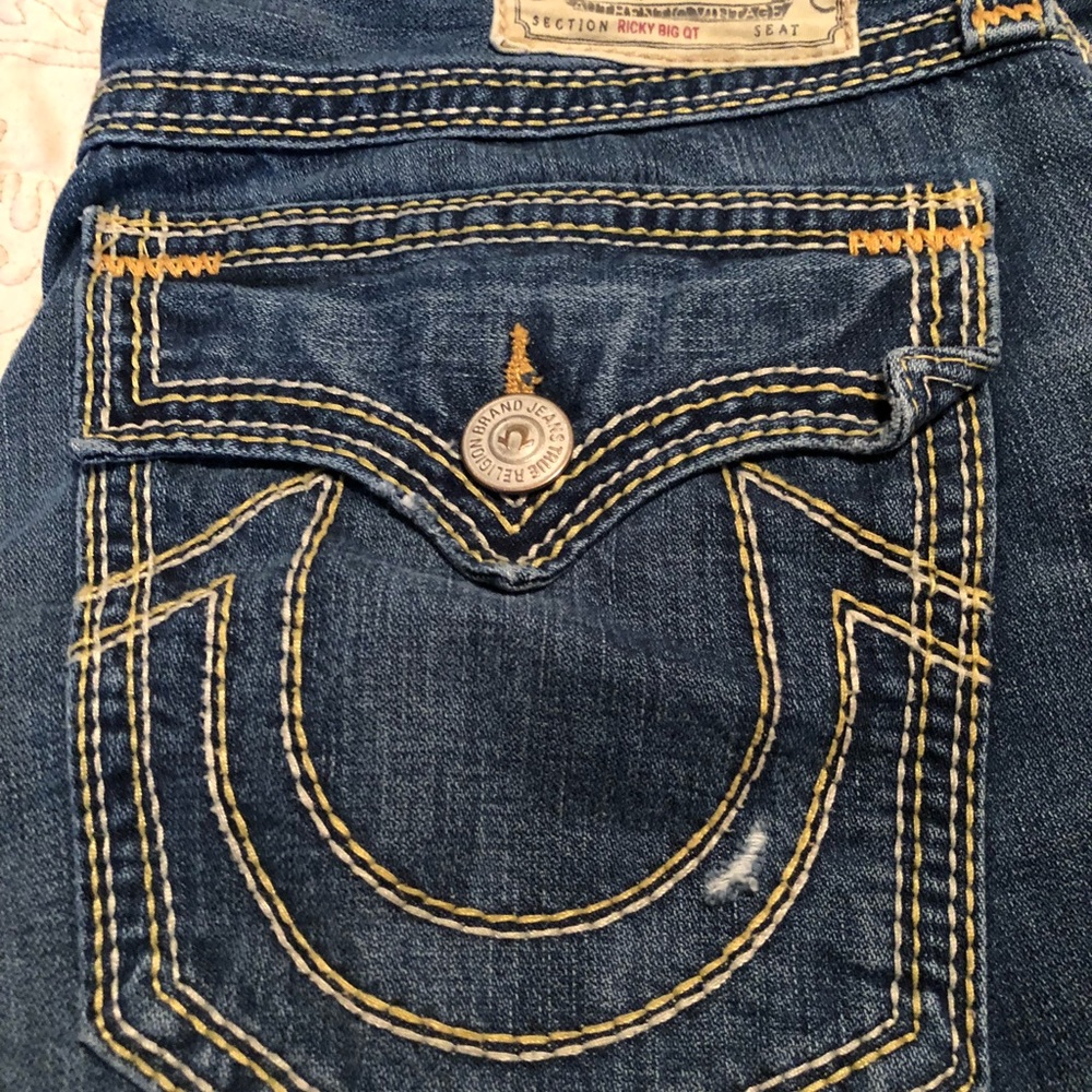 Men’s True Religion 36 x 28 professionally hemmed