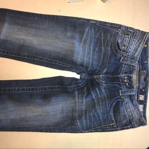 MISS ME STRAIGHT STYLE JEANS