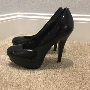 GUESS Heels
