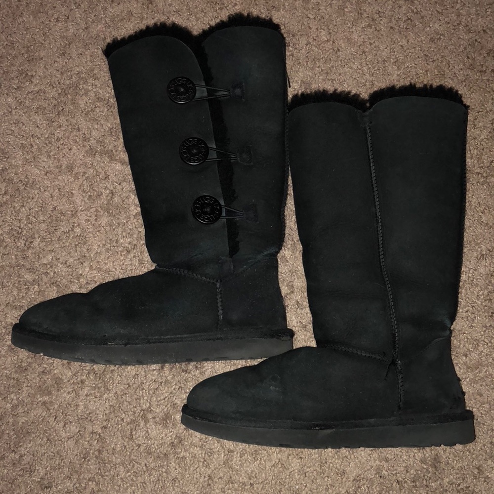Triple button bailey UGGs