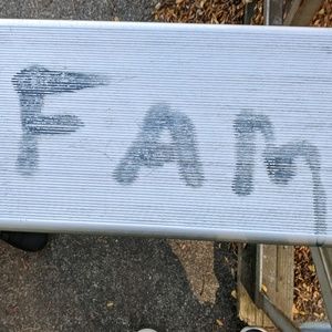 Meet your Posher, Camron