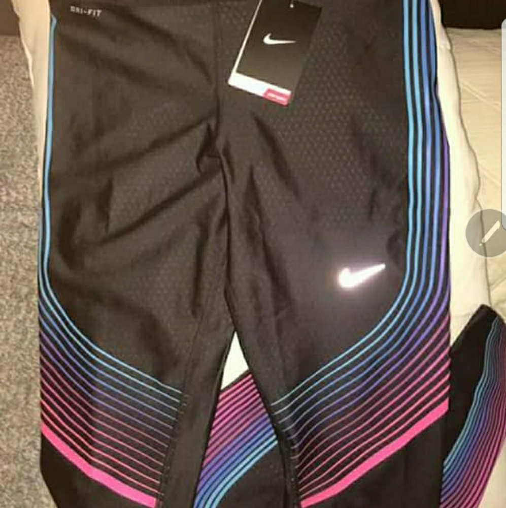NWT NIKE running tights