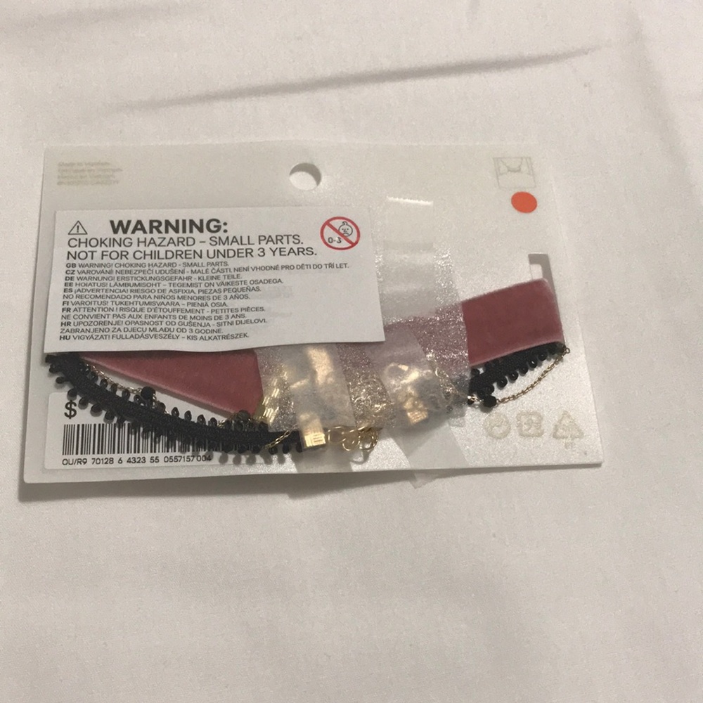 Set of 3 choker necklace - Picture 2 of 2