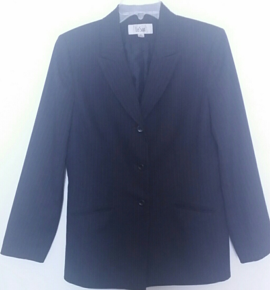 Le Suit Pinstriped Women’s Suit Jacket