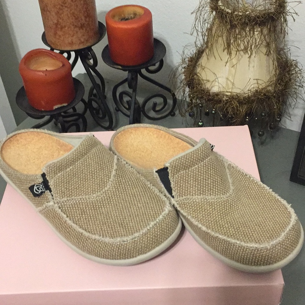 Spenco Sz W9, Canvas Slip On Shoes. Like new.