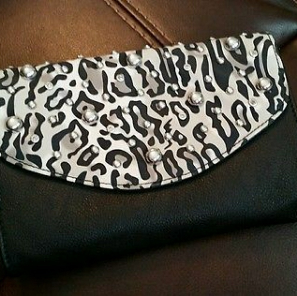 ⭐SALE⭐Grace Adele 'Britt' Clutch in Ocelot