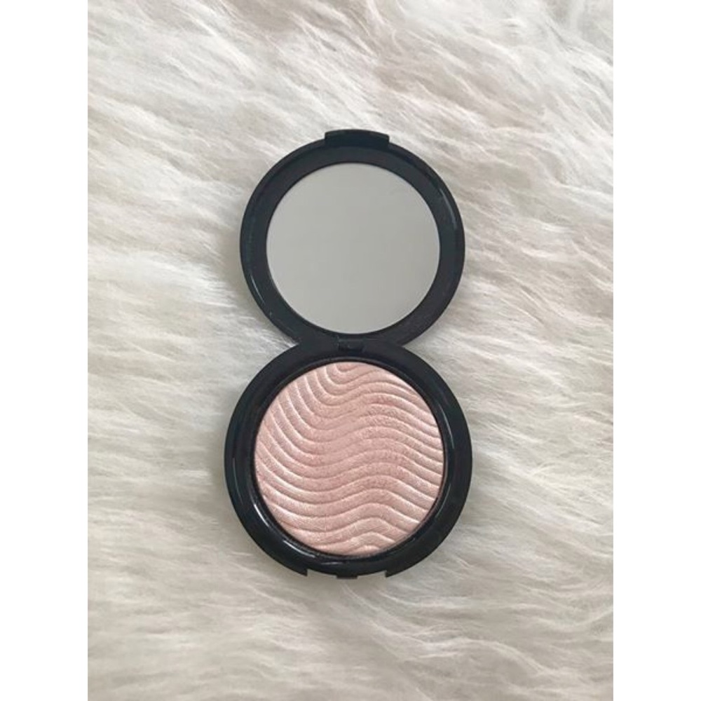 Make Up For Ever Pro Light Fusion Highlighter