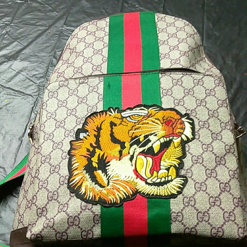 Gucci tiger bag