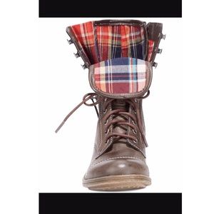 American rag combat boots