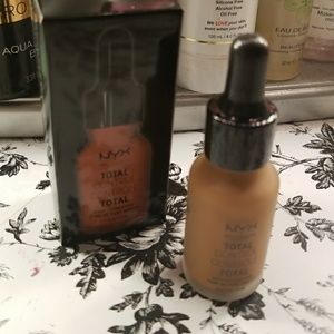 NYX Total Control Foundation Drops | Mahogany