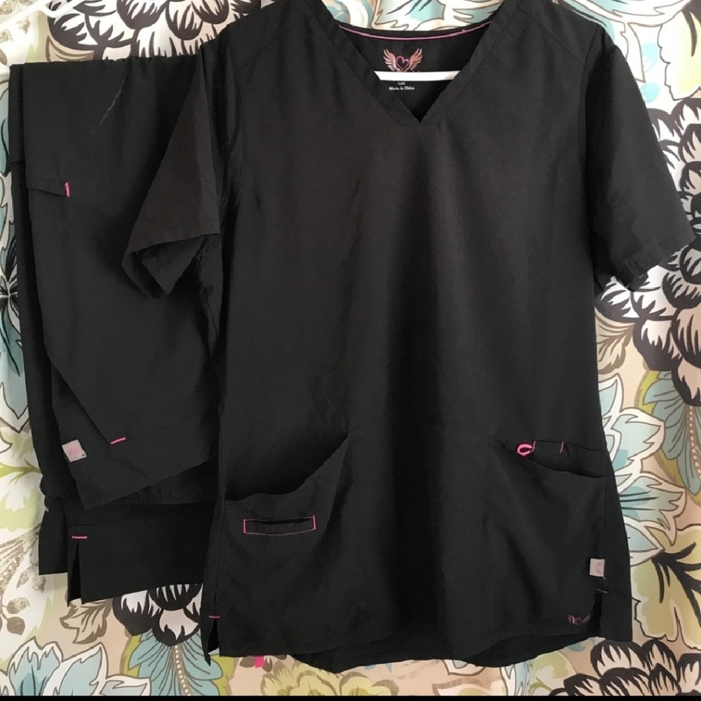 Smitten scrub set