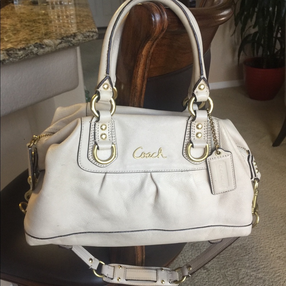 Coach - Shoulder strap Purse