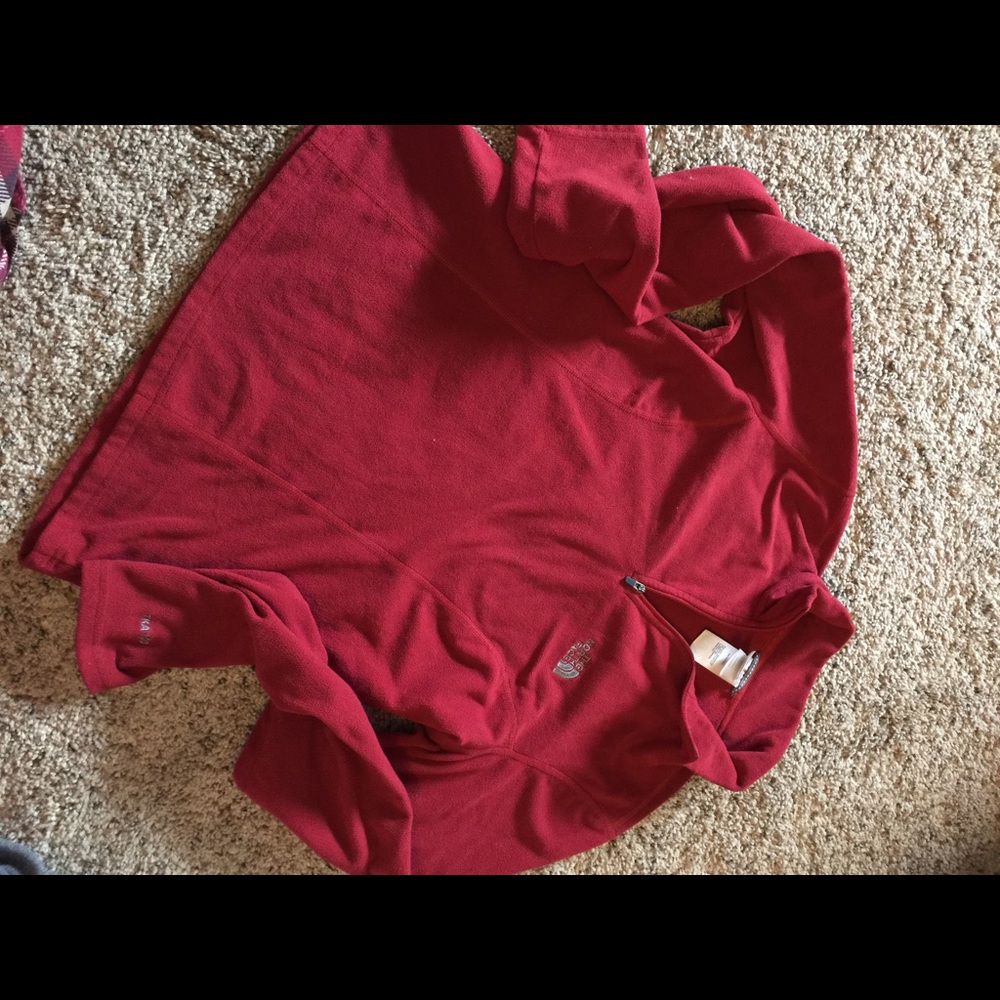 North Face Fleece half zip pullover