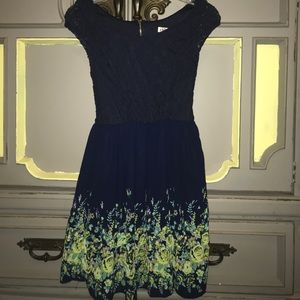 Women’s Easter Dress