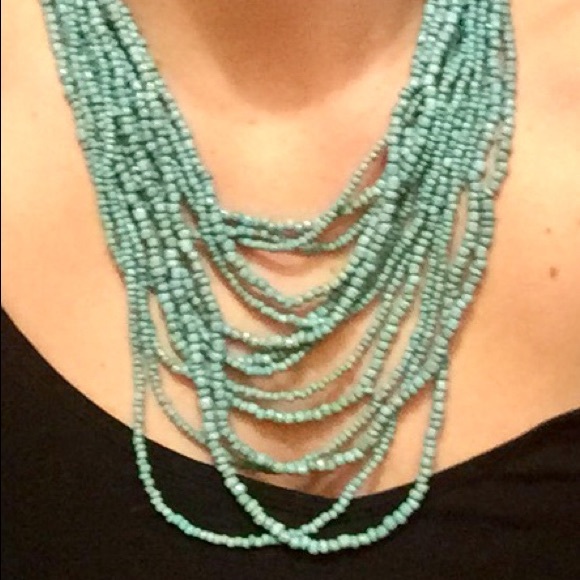 Turquoise beaded necklace - Picture 3 of 3