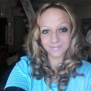 Meet your Posher, Deana