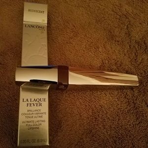 Lancome La Laque Fever Lipshine Iridescent