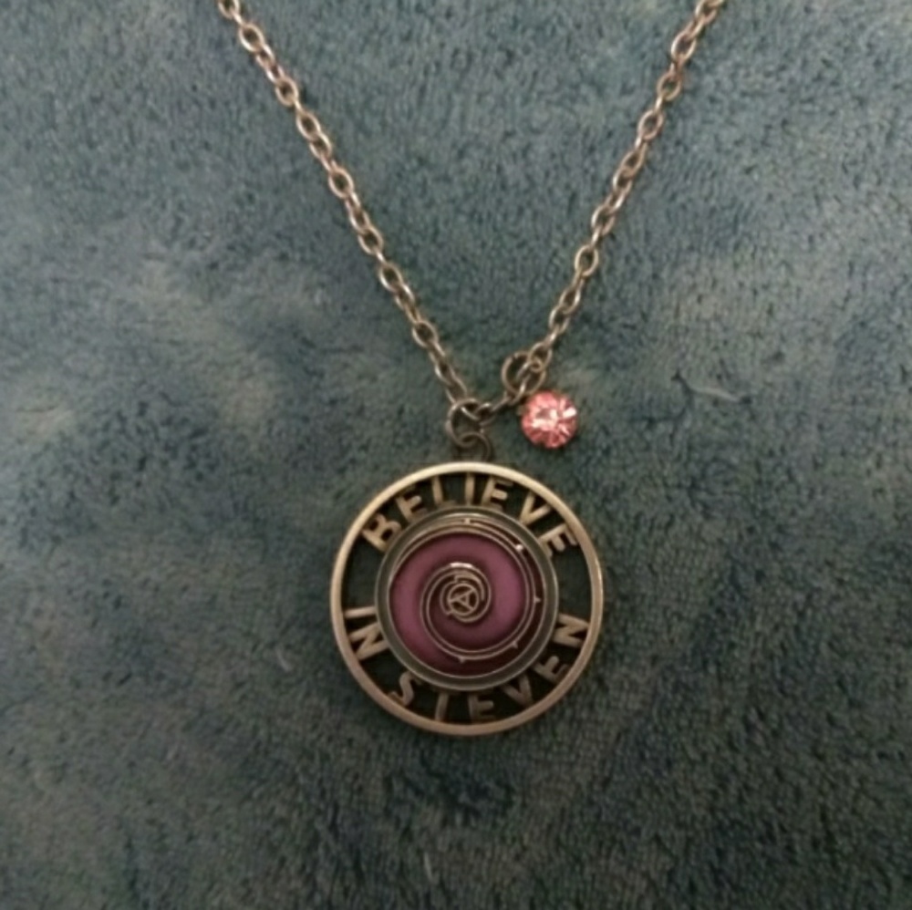 🛑PRICE DROP🛑 Steven Universe Necklace