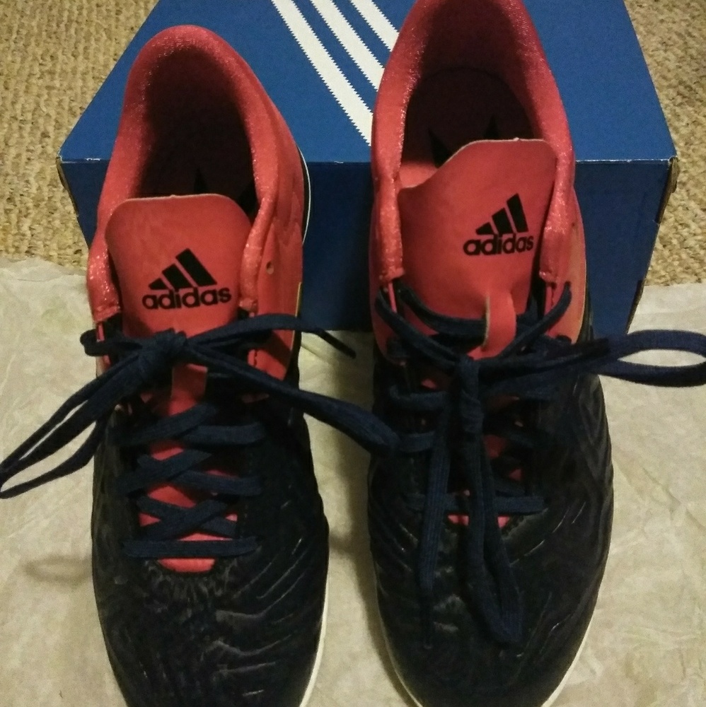 MEN'S GENUINE ADIDAS SNEAKERS