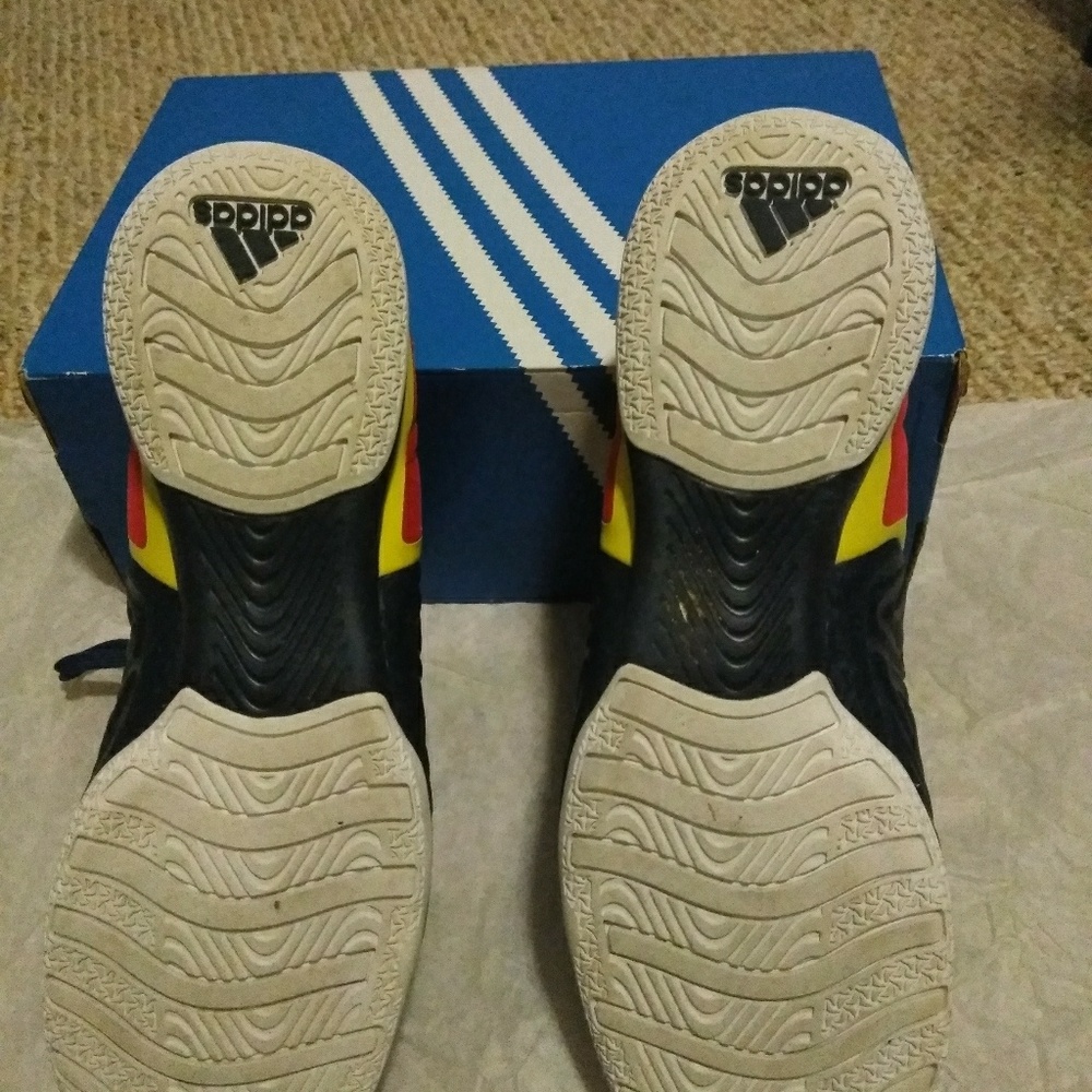 MEN'S GENUINE ADIDAS SNEAKERS - Picture 6 of 6