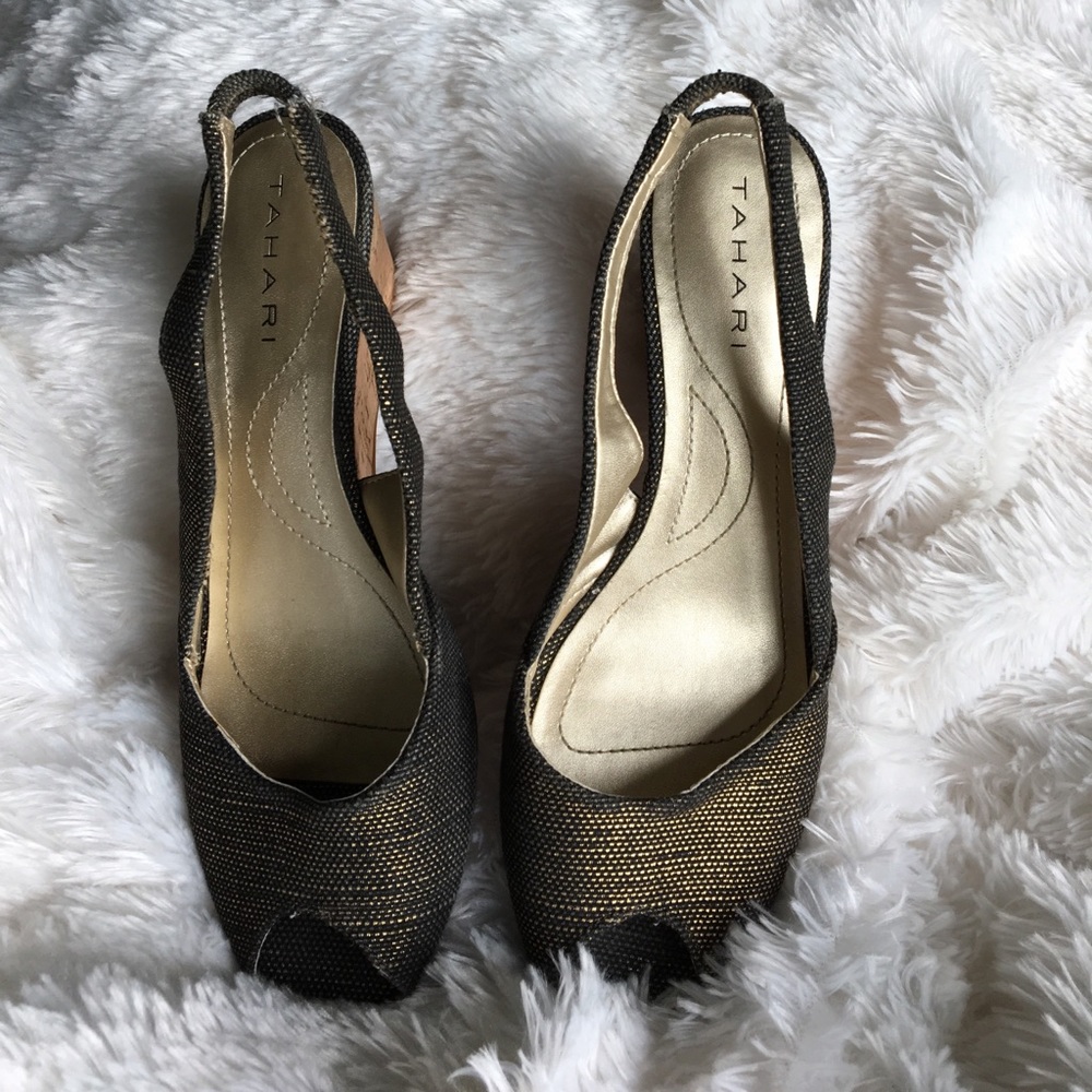 Tahari Sling Back Peep Toe Sandals