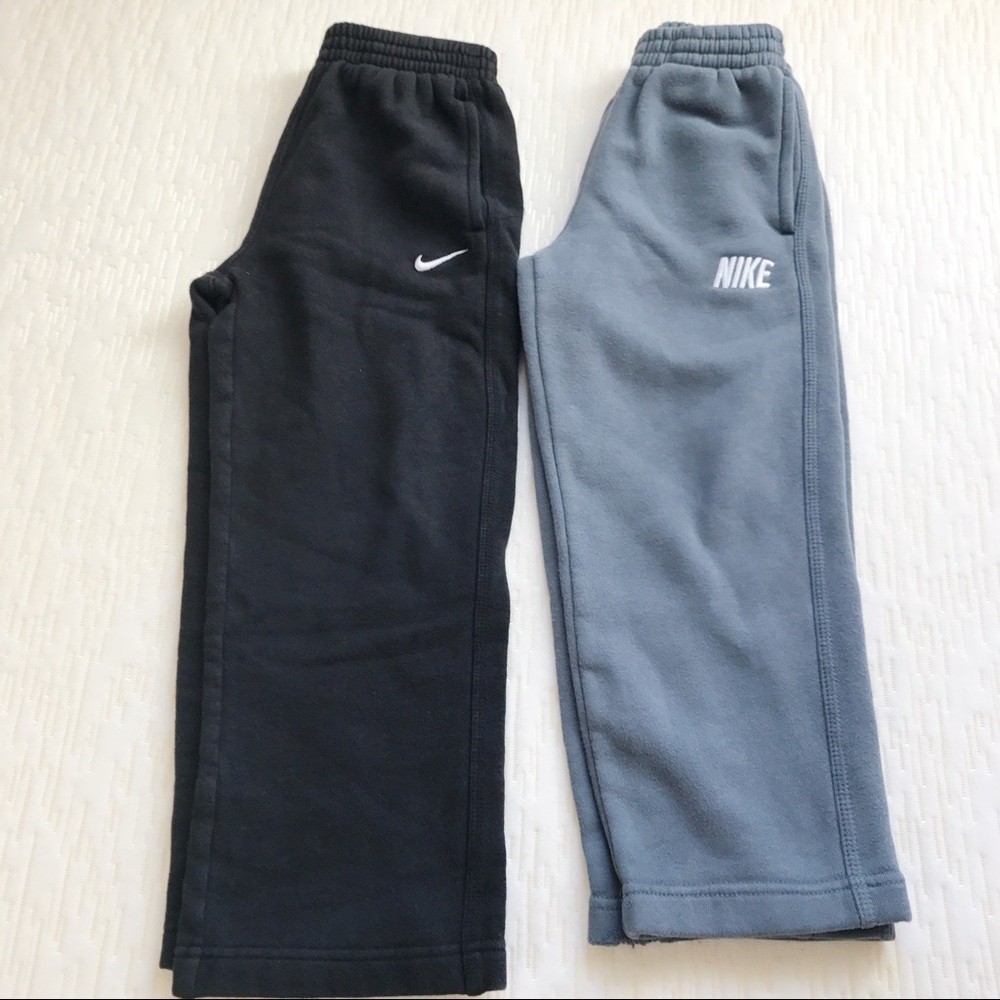 NIKE SWEATPANTS