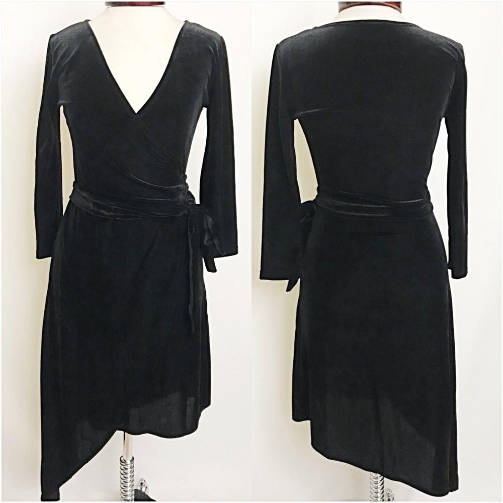 💥HOTSALE💥Black Velvet Wraparound LBD Dress S/M - Picture 4 of 6