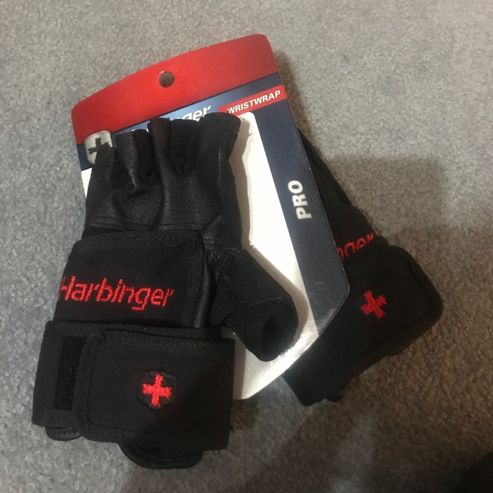 Harbinger pro wristwrap gloves brand new!