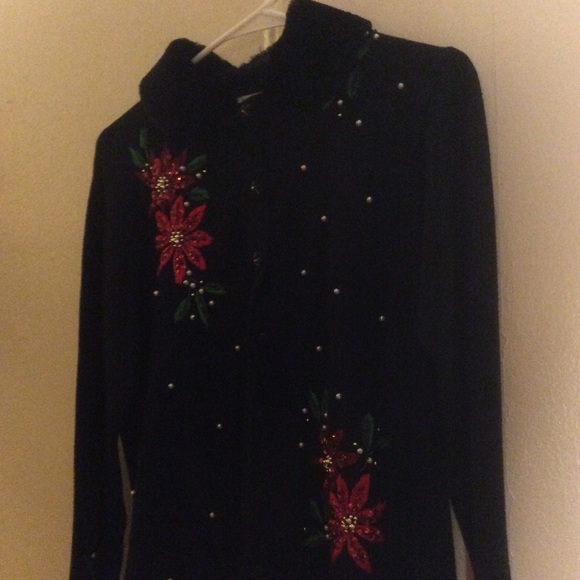 Victoria Jones PM Poinsetta Sequined Sweater - Picture 2 of 8