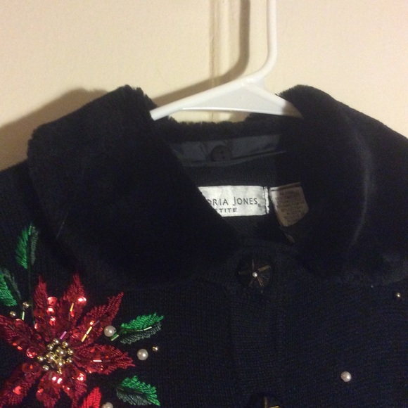 Victoria Jones PM Poinsetta Sequined Sweater - Picture 8 of 8