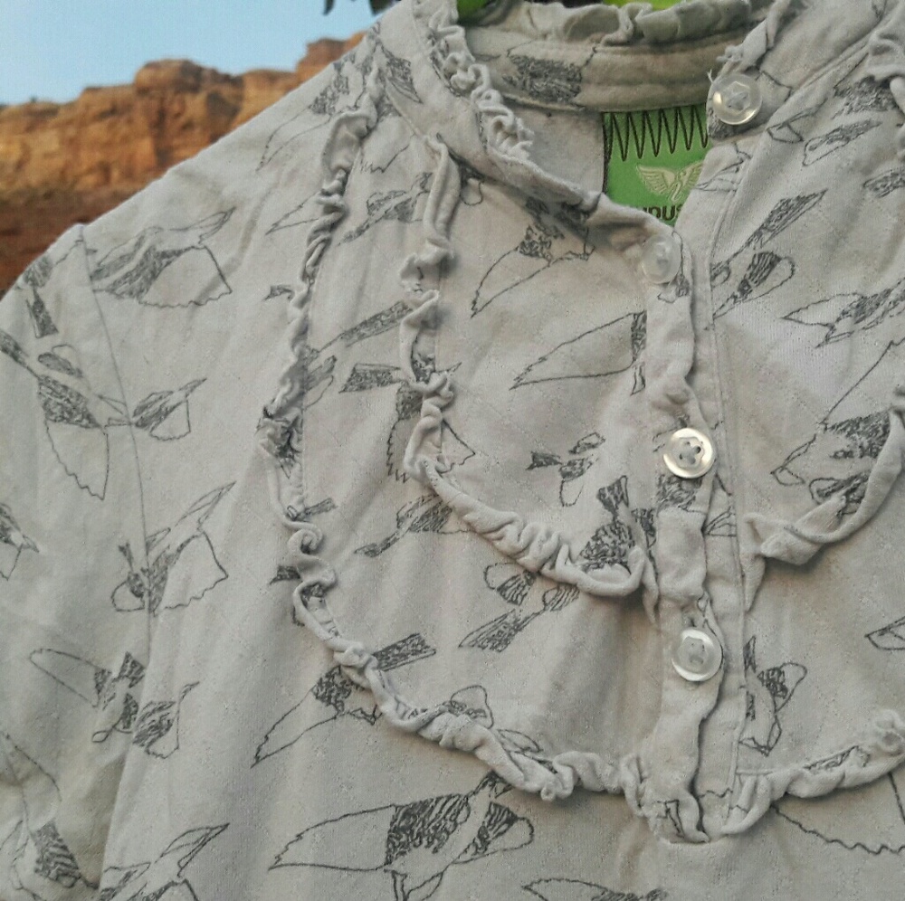 Fitted button up T with ruffles