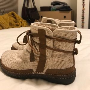 Ugg mocasin boots