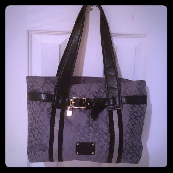Tommy Hilfiger Bag - Picture 1 of 8
