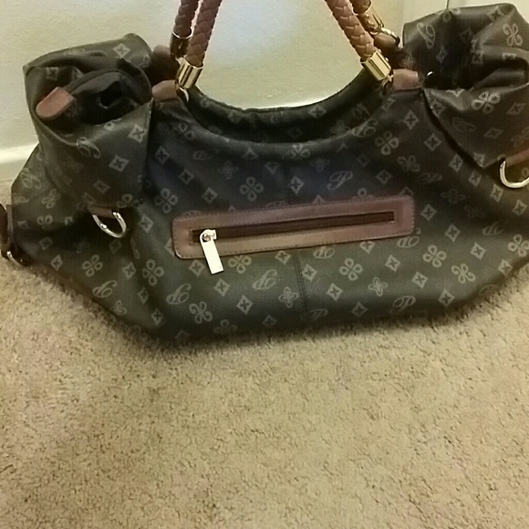 Purse - Picture 2 of 3