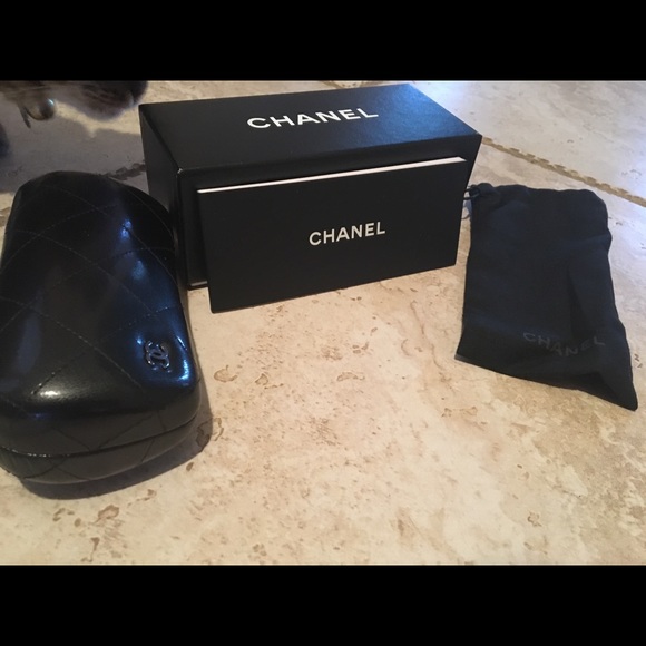 Chanel Sunglasses main image 4