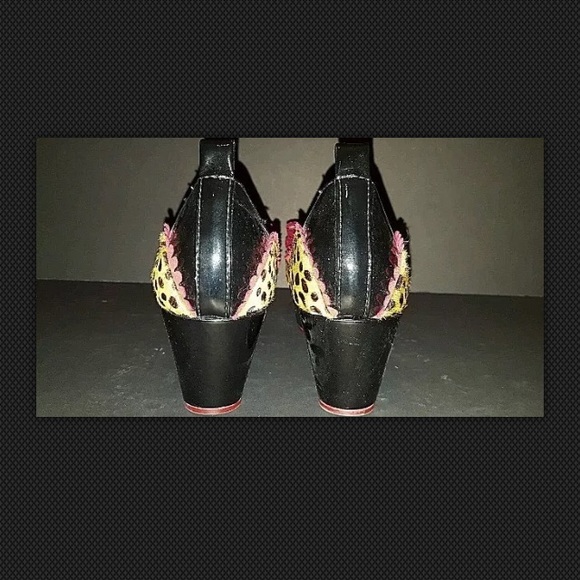 Platform Animal Print Shoe - Picture 3 of 8