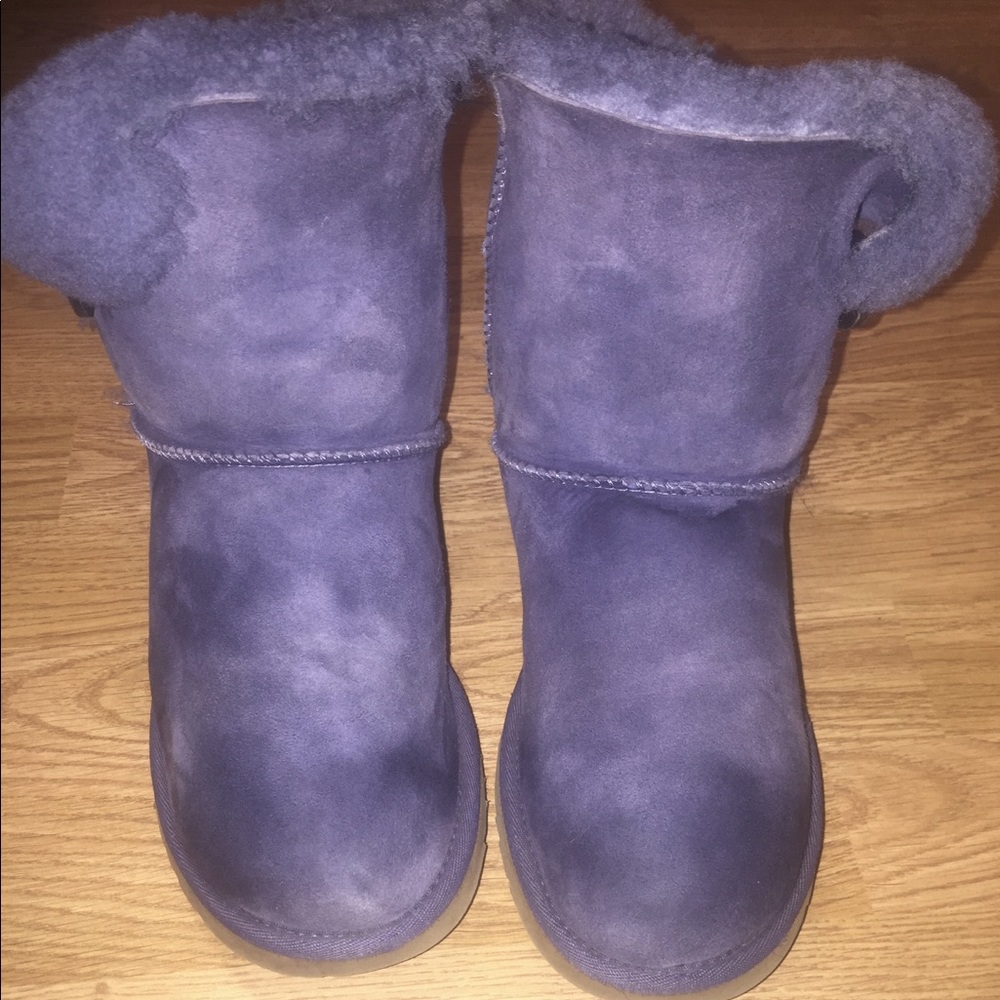 xxxSOLDxxx  UGG Australia Bailey Button Boots